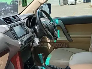 Toyota Land Cruiser Prado 2015