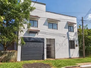 House for Sale in Athurugiriya