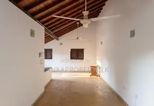 House for Sale in Athurugiriya