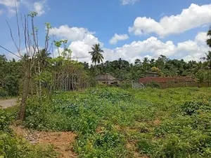 Land For Sale in Kahathuduwa