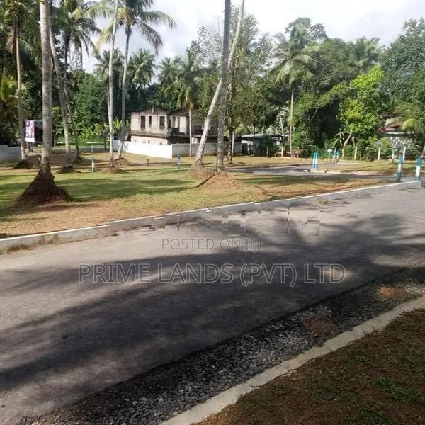 Land for Sale Minuwangoda