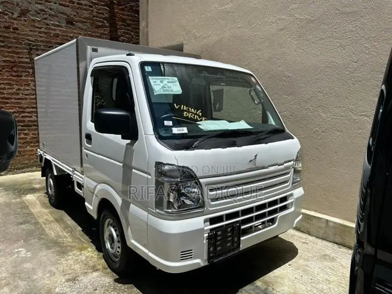 Suzuki Carry panel Body Truck 2024
