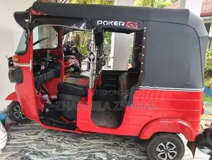 Bajaj RE 2015