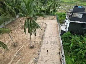 සුන්දර වෙල්යායකට මුහුණලා වටිනා ඉඩමක් විකිණීමට අතුරුගිරිය