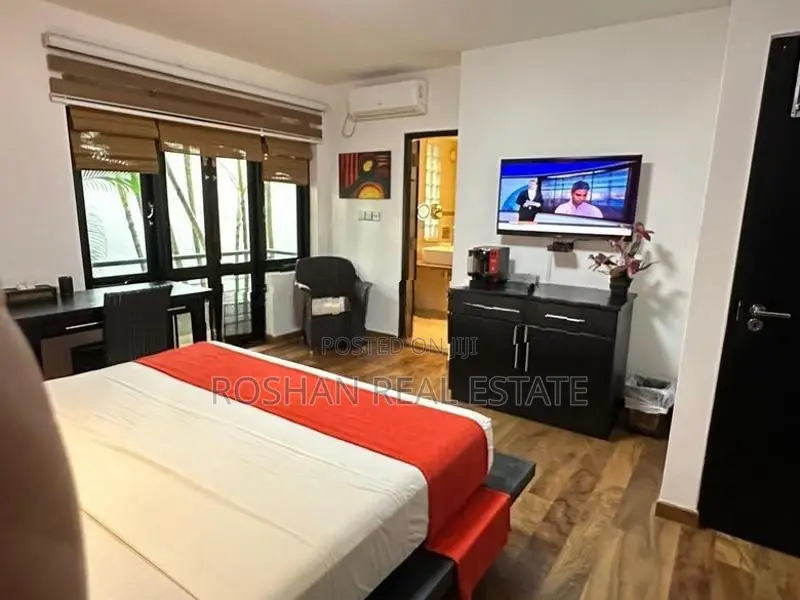 LUXURY VILLA WITH SWIMMING POOL FOR RENT NAWALA DA3119