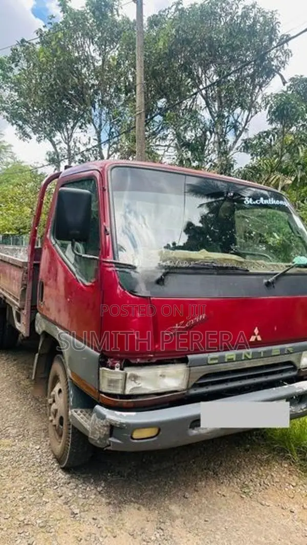 Mitsubishi Canter 2003