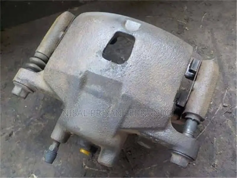 Nissan Tiida C11 Front Brake Caliper