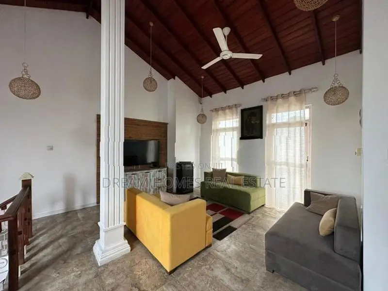Luxurious Fully Furnished House for Rent – Kottawa