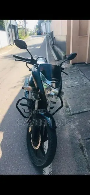 Honda CB Unicorn 2011