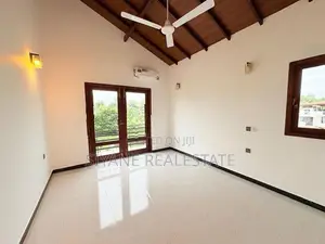 Luxury Modern House Sale in Battaramulla