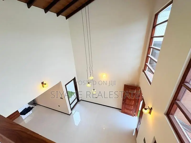 Luxury Modern House Sale in Battaramulla