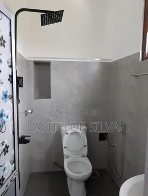Upstairs Portion for a Single Male