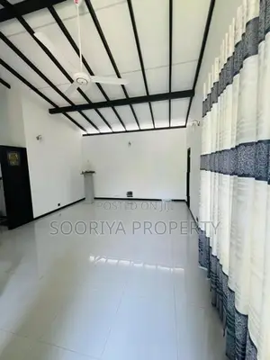 Single Story House for Sale in Piliyandala