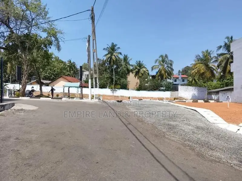 Nugegoda Luxury Land for Sale