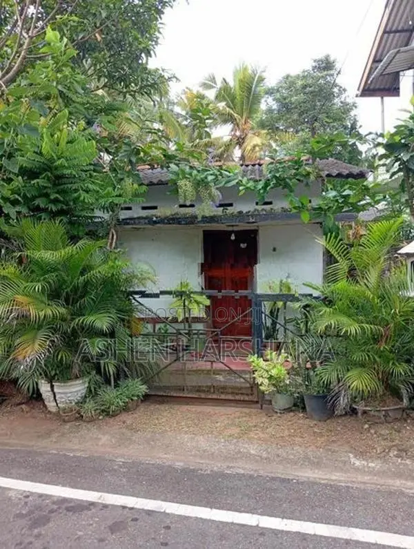 House With Valuable Land For Sale In Gothatuwa Rajagiriya