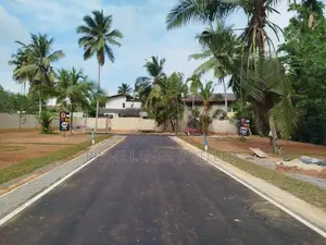 බොකුන්දර පාසැල් මාවතෙන් බිම් කොටස් විකිණීමට