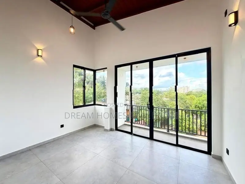 Modern Luxury House for Sale – Thalahena, Malabe