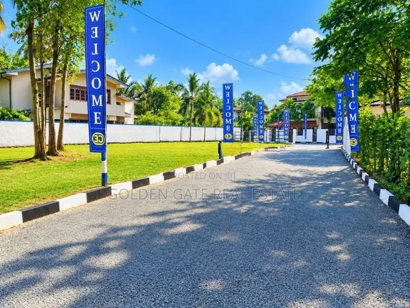 Residential Land Plots in Kadawatha Ganemulla Road