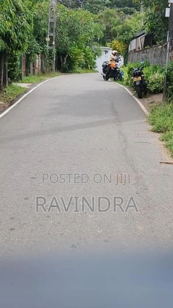 Land for Sale in Neelammahara Road Thappawaththa Maharagama