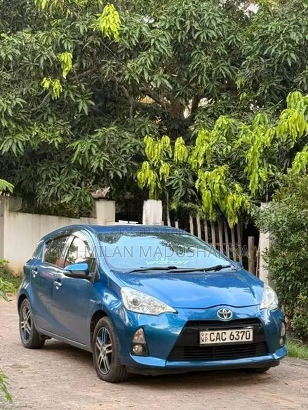 Toyota Aqua 2014