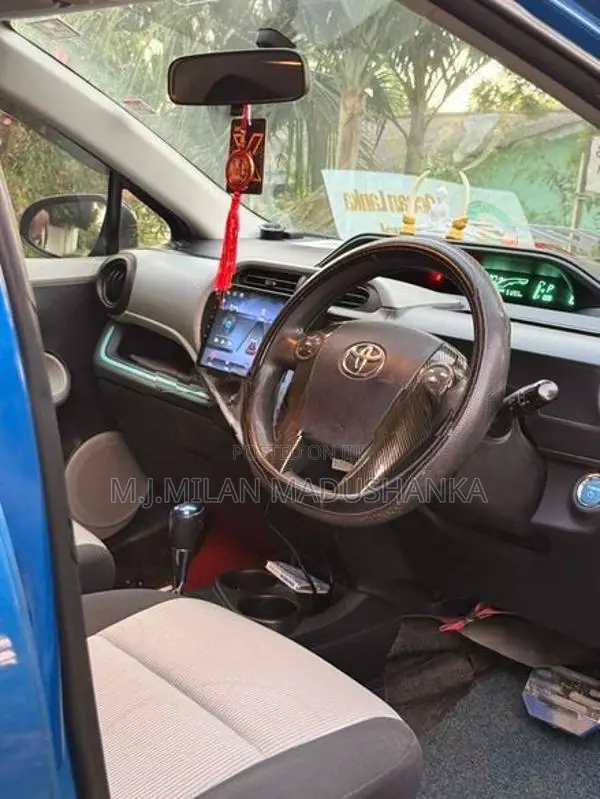 Toyota Aqua 2014