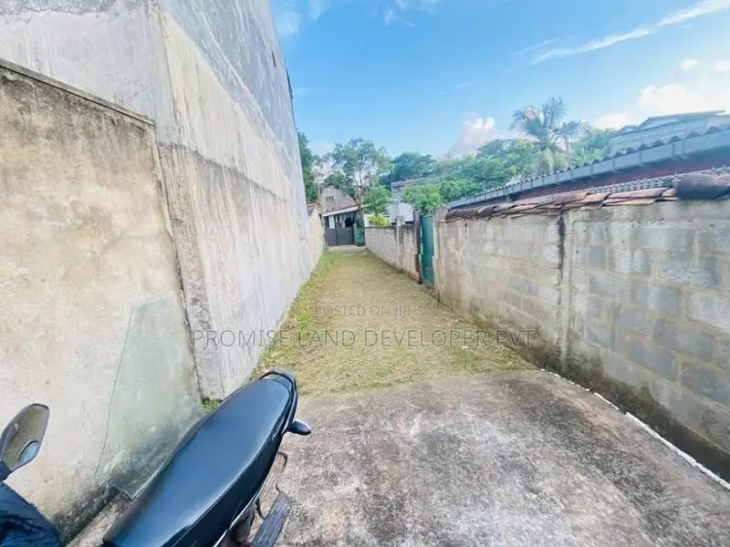 Moratuwa Katubadda valuable Land For Sale D29