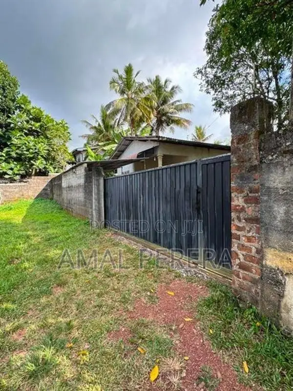 Land For Sale In Gampaha