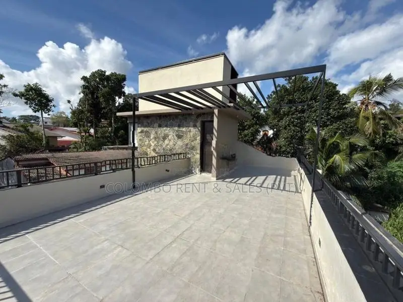 Modern 4 Bedroom House For Sale Piliyandala