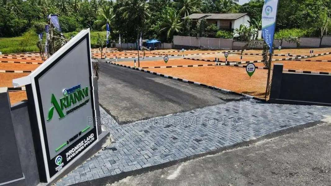 Valuable Land for Sale in Athurugiriya , Shanthalokagama H37