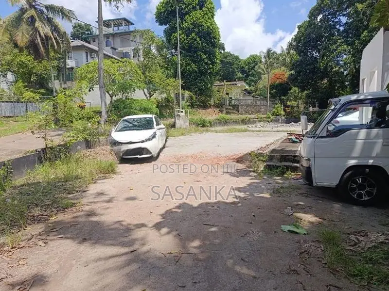 RAJAGIRIYA KALAPALUWAWA 22 PERCHES BARE LAND FOR RENT