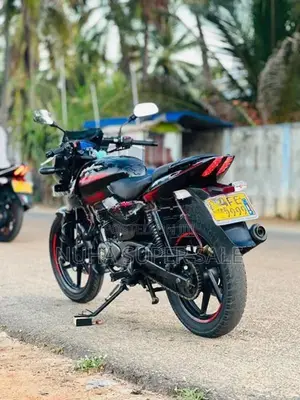 Bajaj Pulsar 180 2017