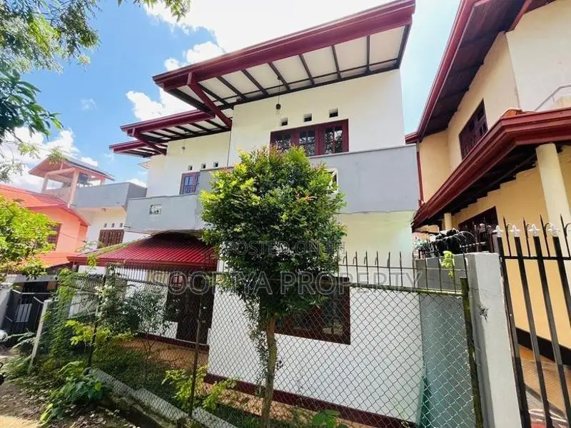 5 Bedroom New House for Sale in Battaramulla Thalawathugoda