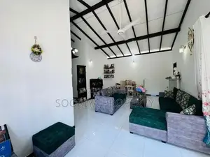 Uncommon Designed Luxury House for Sale - Piliyandala