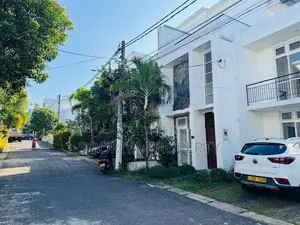 Almost Brand New 2 Story House for Sale in Moratuwa , Piliyandala
