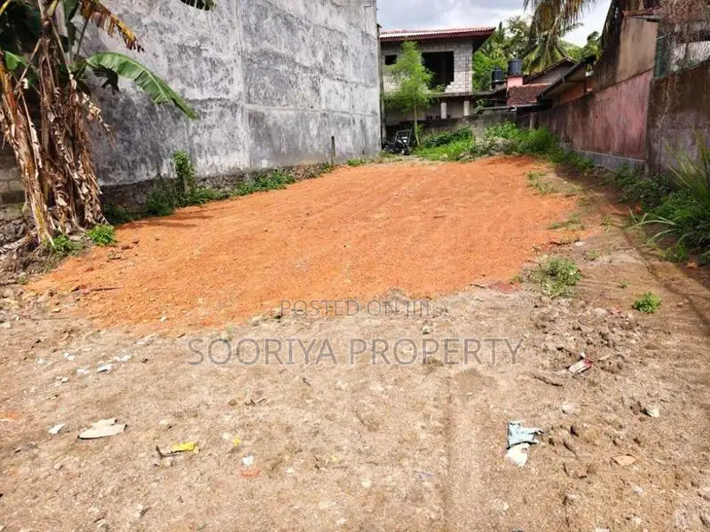 Superb Land for Sale in Kadawatha
