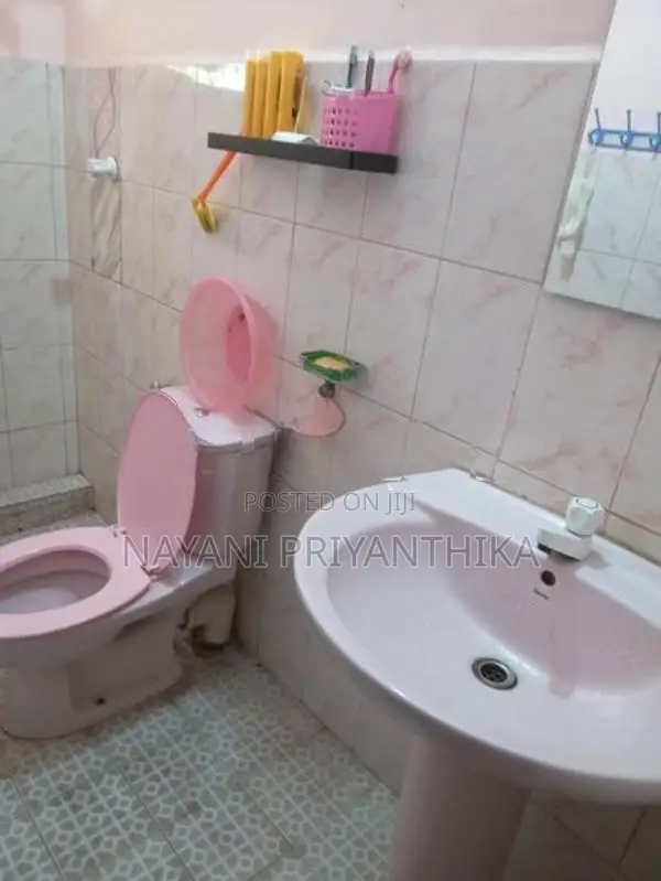Sharing Rooms for Rent Working Girls - Kottawa