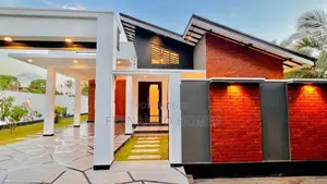 Solid Luxury House For Sale In Negombo Kandawala