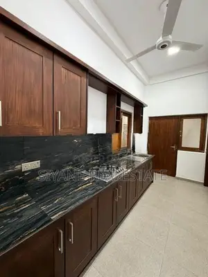Luxury House Sale in Thalawathugoda