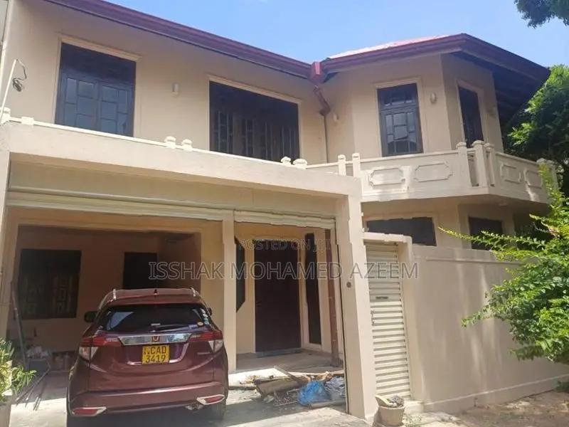 2-Storey House for Rent Wellawatta