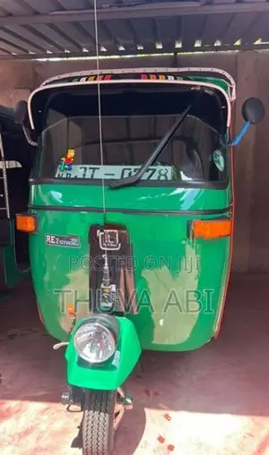 Bajaj RE 2004