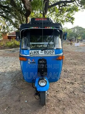 Bajaj RE 2003