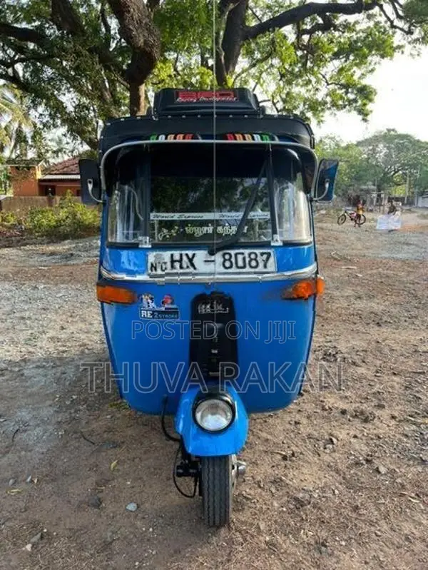 Bajaj RE 2003