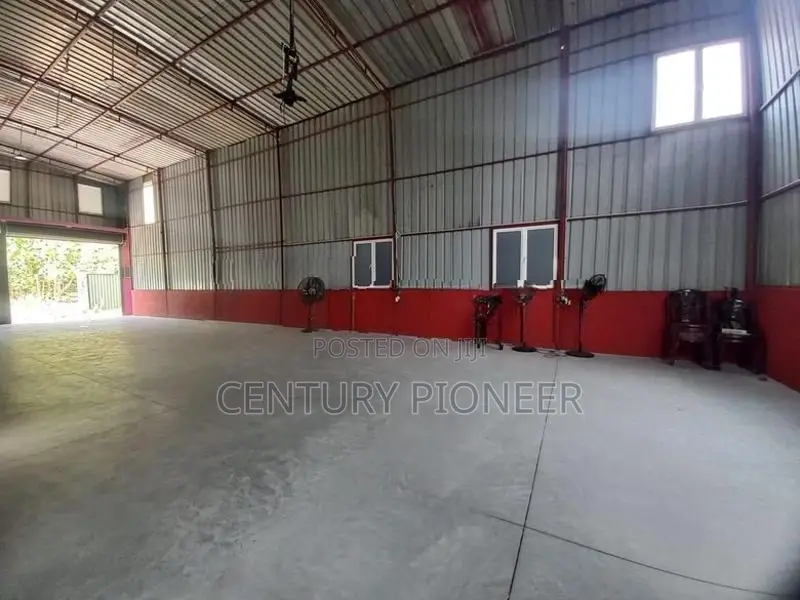 Warehouse for sale in Mount Lavinia