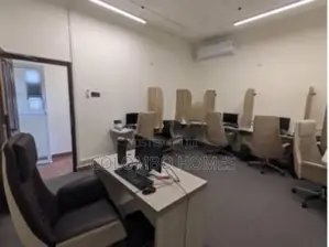9500 sqft Prime Commercial Building for Rent - Colombo 06