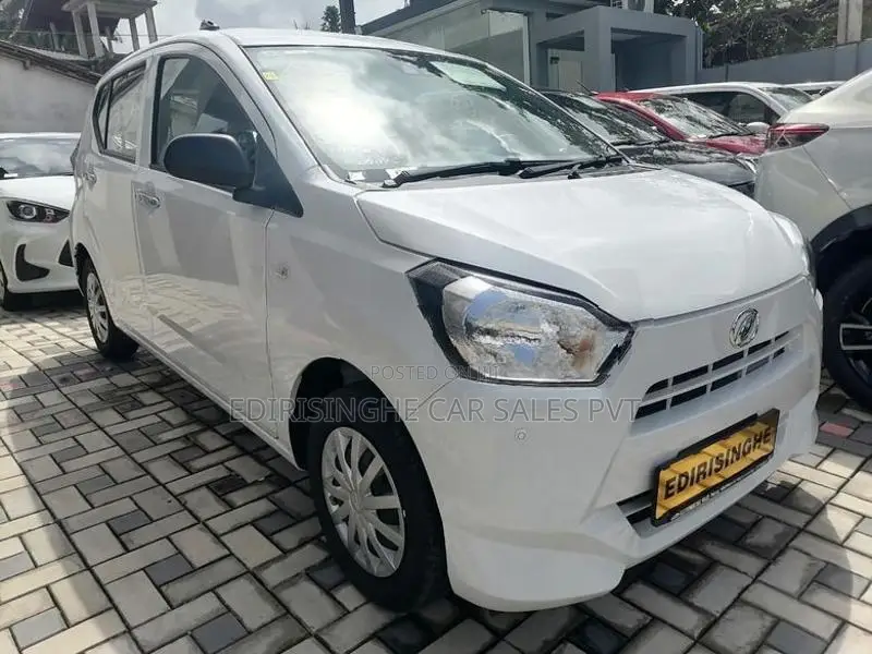 Daihatsu Mira L Grade white 2024