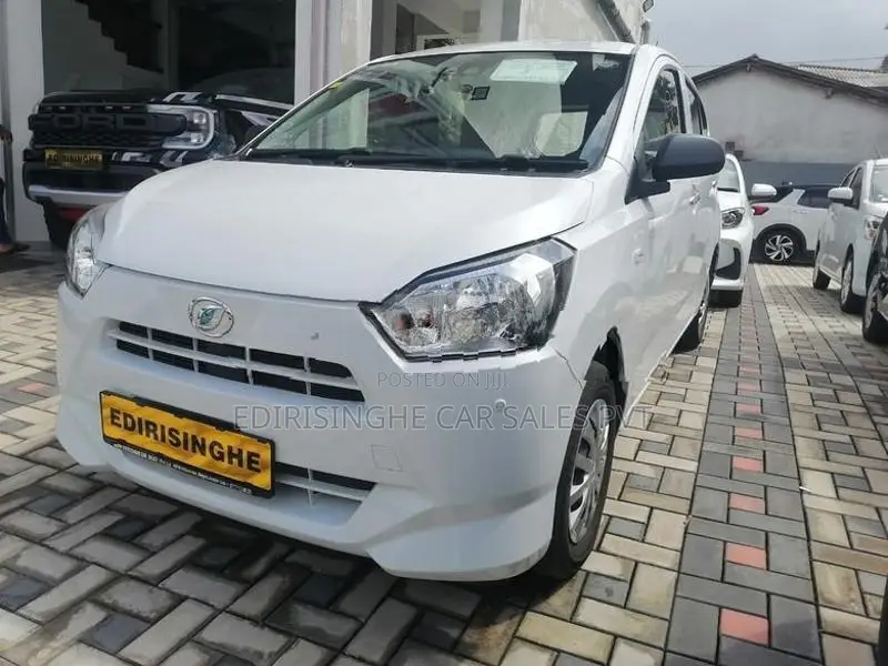 Daihatsu Mira L Grade white 2024