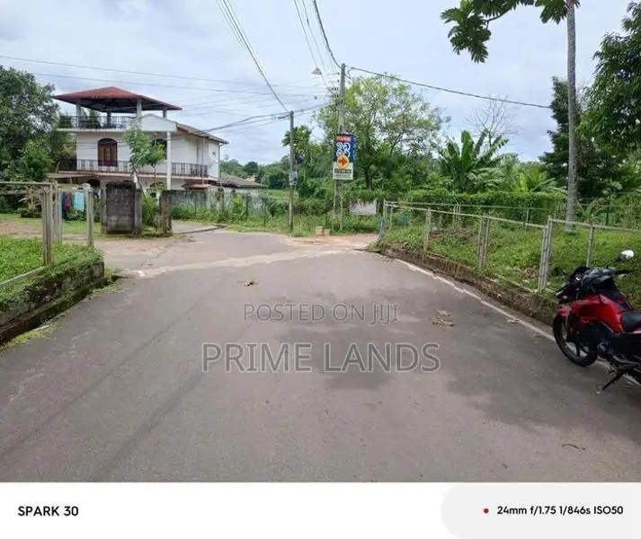 Land for Sale Navilfanandu Hospital Road