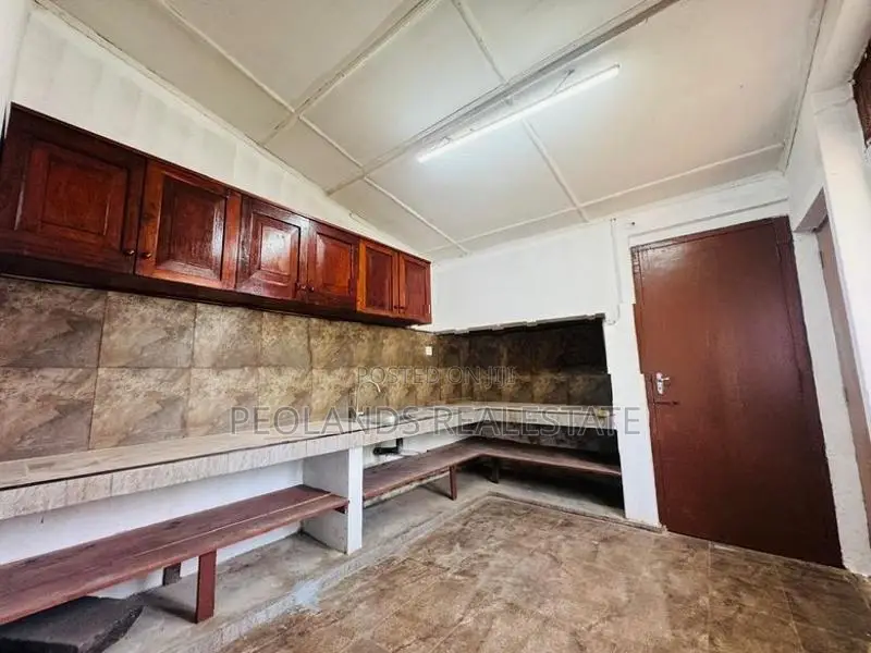 (RR695) Single Storey House for Rent in Dehiwala