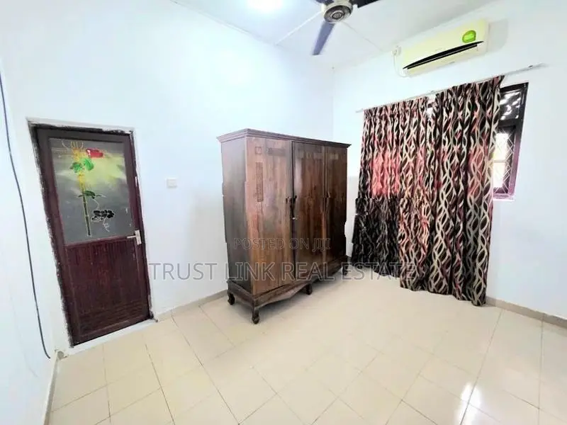Single Story House For Sale In Wattala