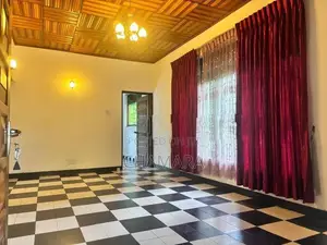 House for Rent in Doolwala, Halloluwa